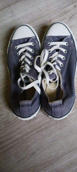 Popielate klasyczne tenisówki Converse rozm.39