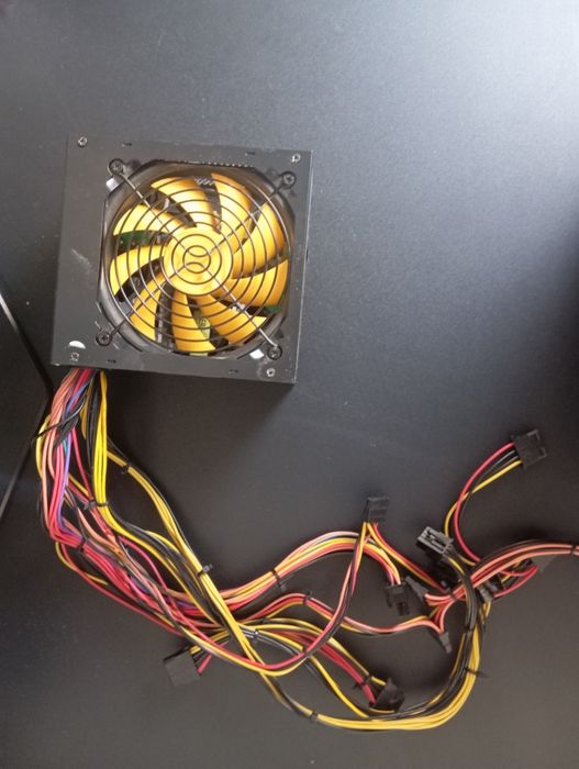 Zasilacz do komputera 620W