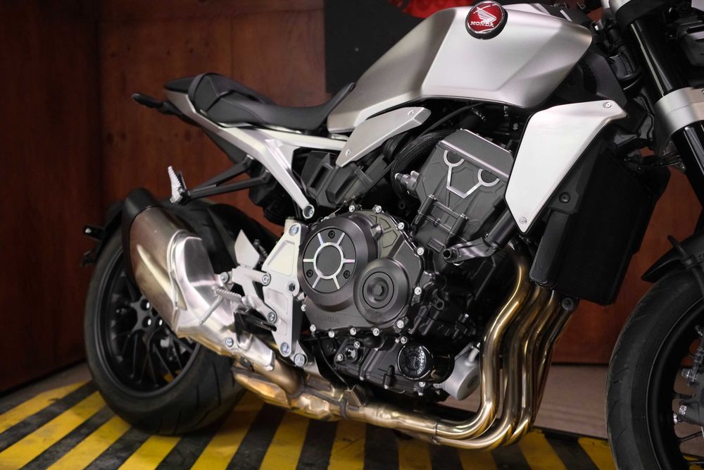 Honda CB1000R із Японії
