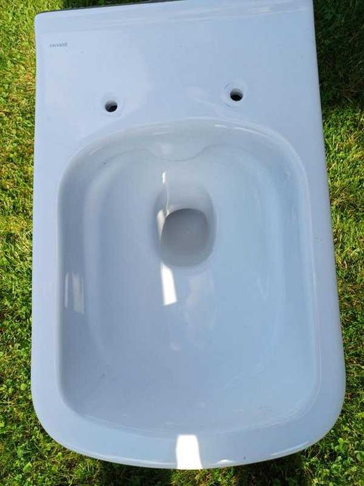 Sedes Cersanit z deską samoopadającą