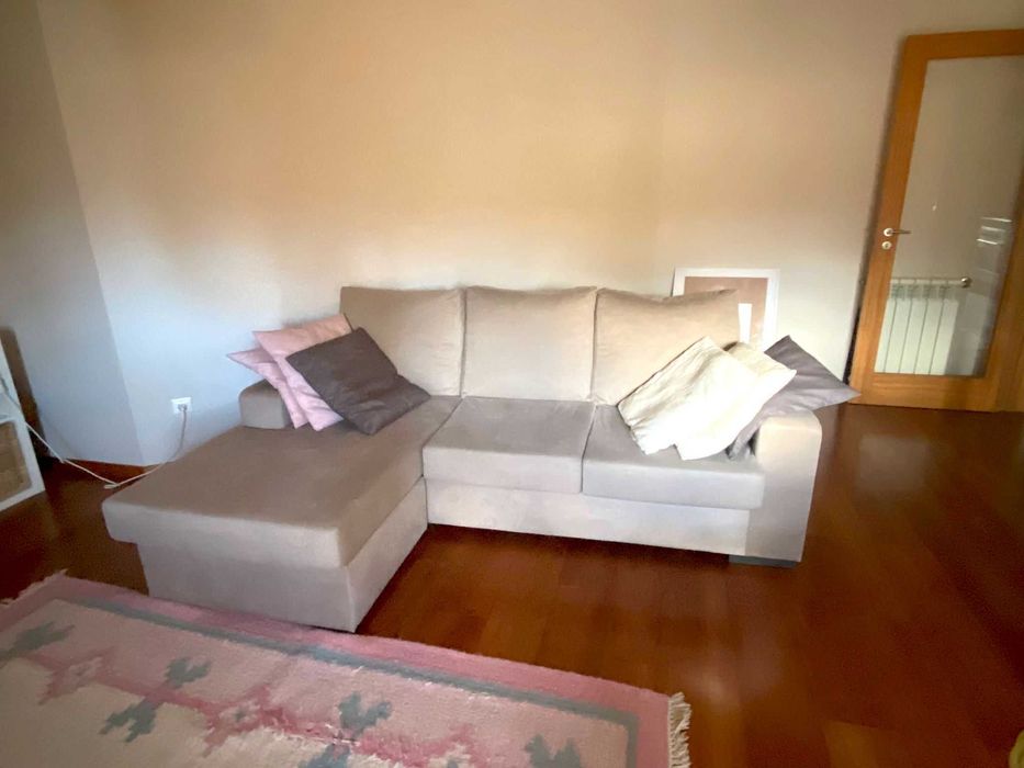 Sofá Conforama em ótimo estado