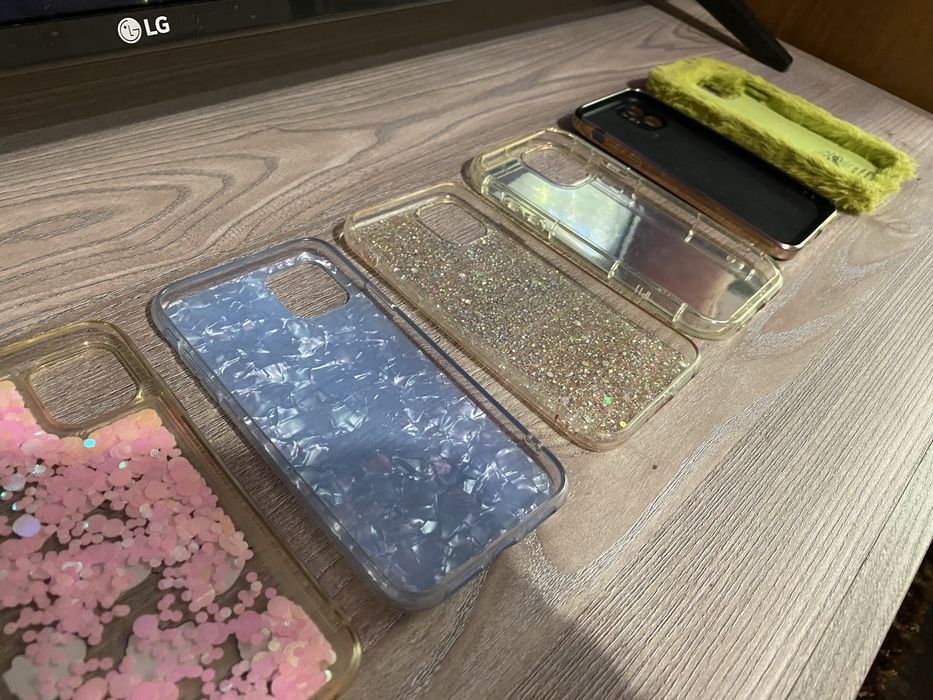 чехли до iPhone 11