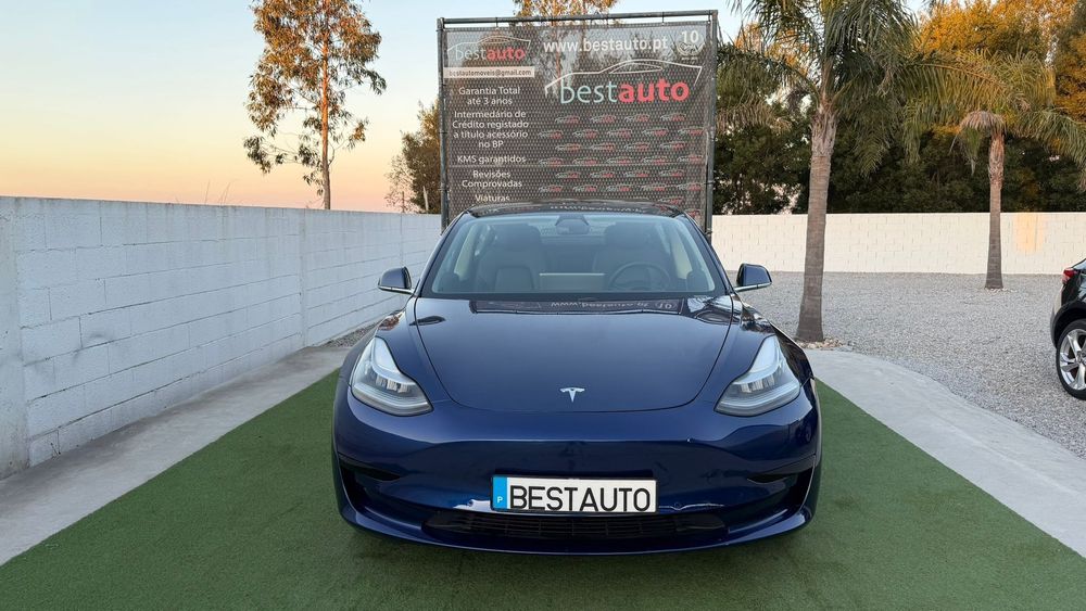 Tesla Model 3 Standard Range Plus RWD