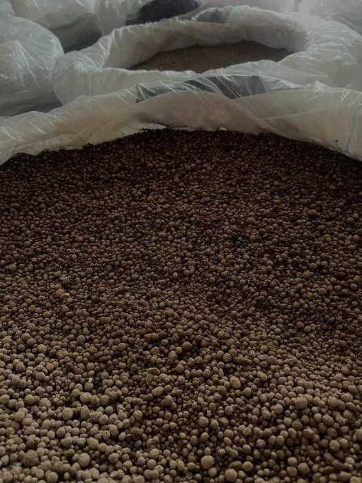 Aktywna CZARNA KREDA granulowana