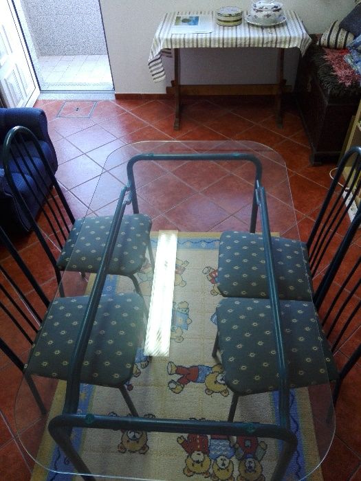 Large Glass Table and 4 Chairs "SALES"64585169657987122