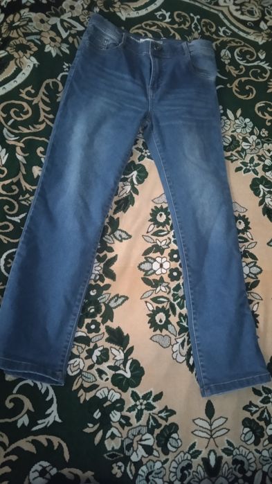 Джинси -стрейчові