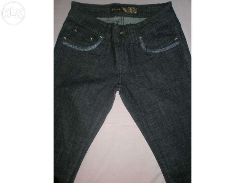 Calças de ganga novas