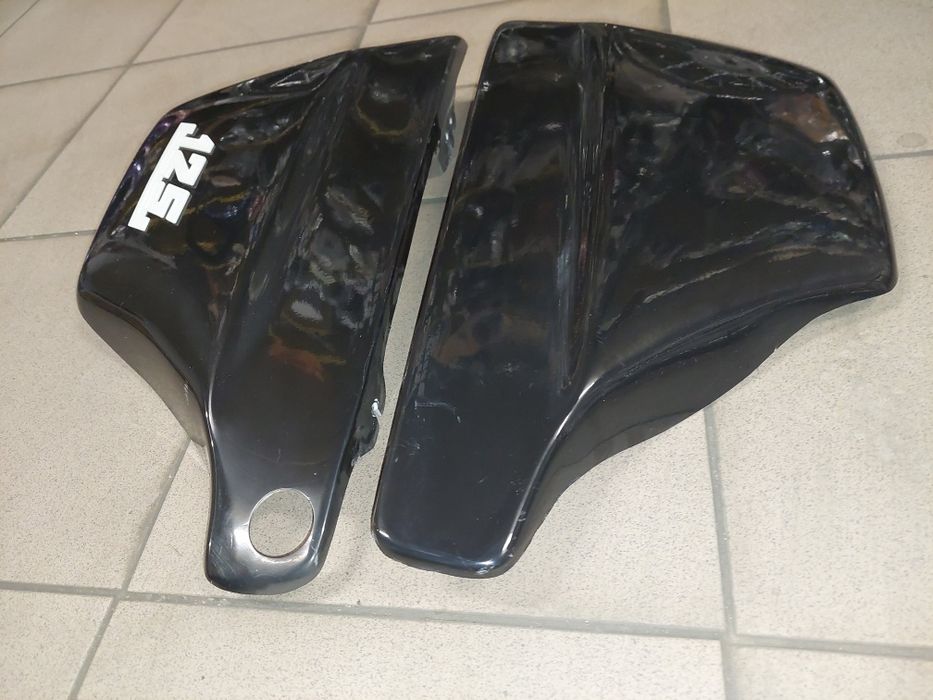 Oslony boczne boczki rama wsk125 garbuska duże kpl