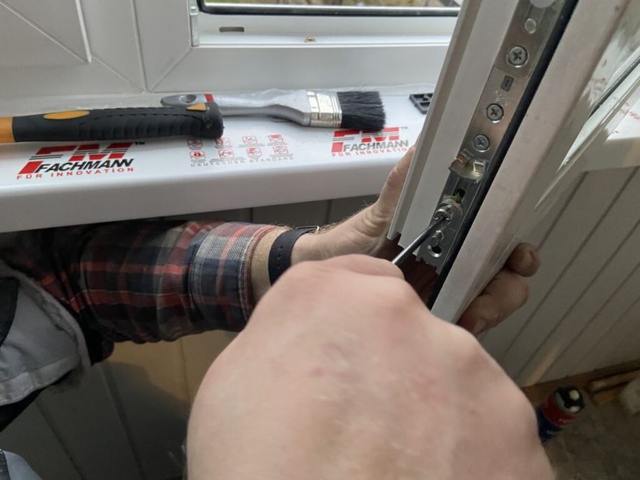 Ремонт окон дверей/установка