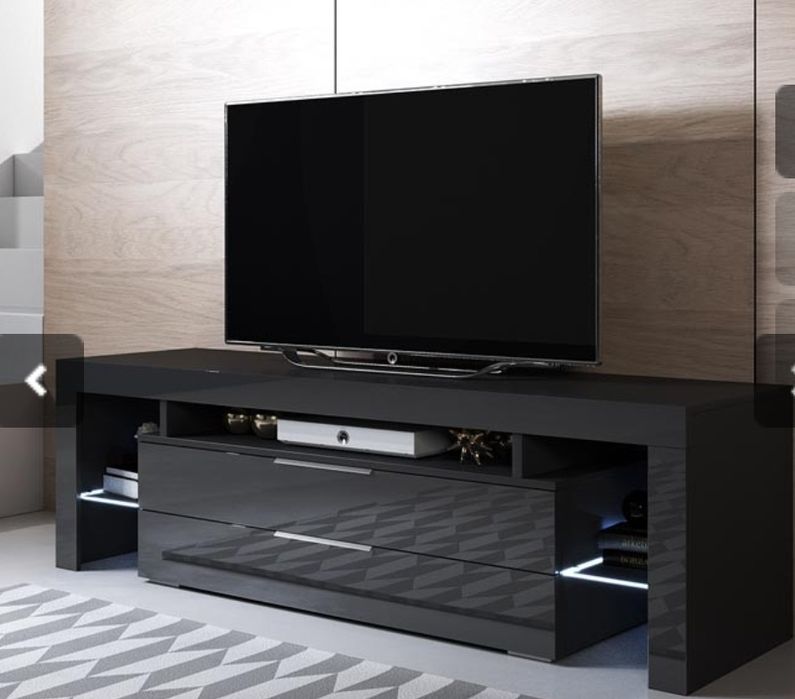 Móvel TV Preto brilhante - Novo ( tem 1 mês )