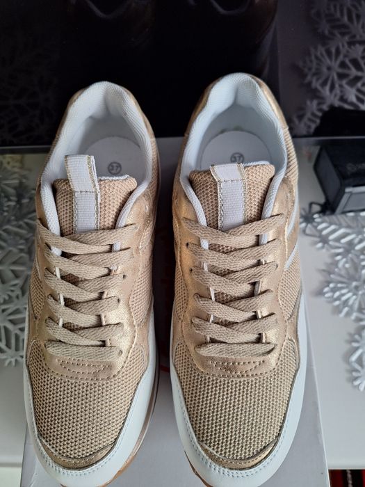 Nowe buty sportowe sneakersy Graceland rozm.37