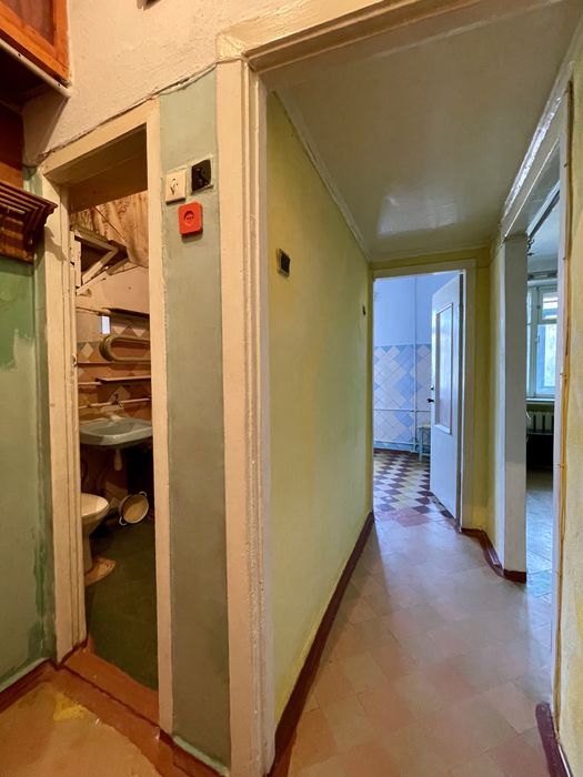 Продаю 1-кімнатну квартиру, ЮТЗ, Театральна / О. Кошового. Ц5