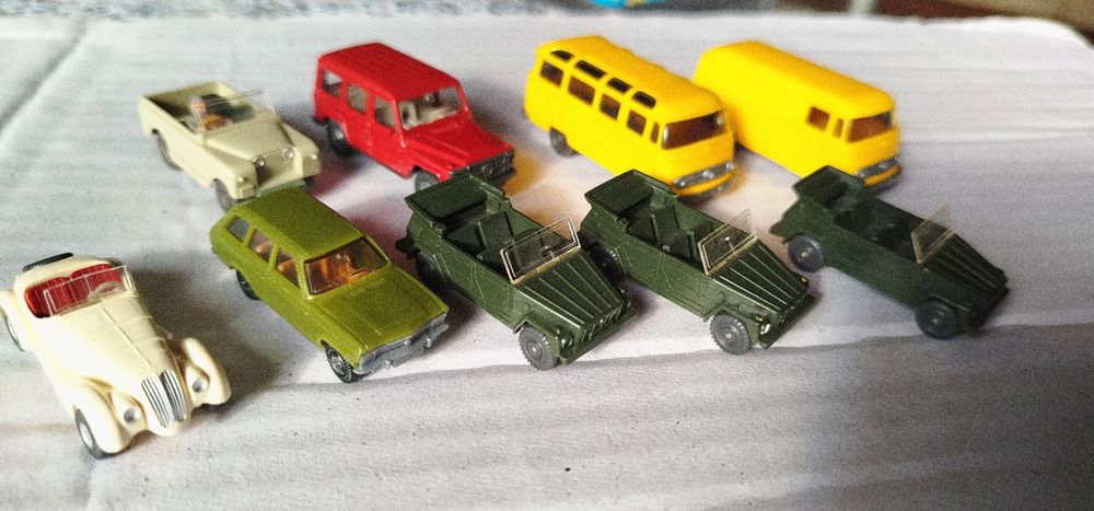 Auta pod makietę w skali H0