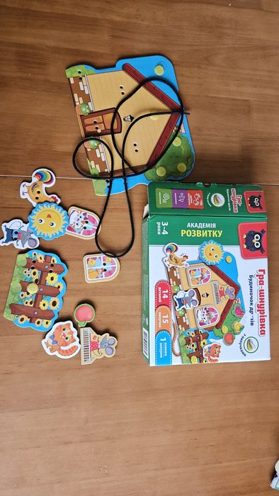 Игра-шнуровка на 3-4 годика