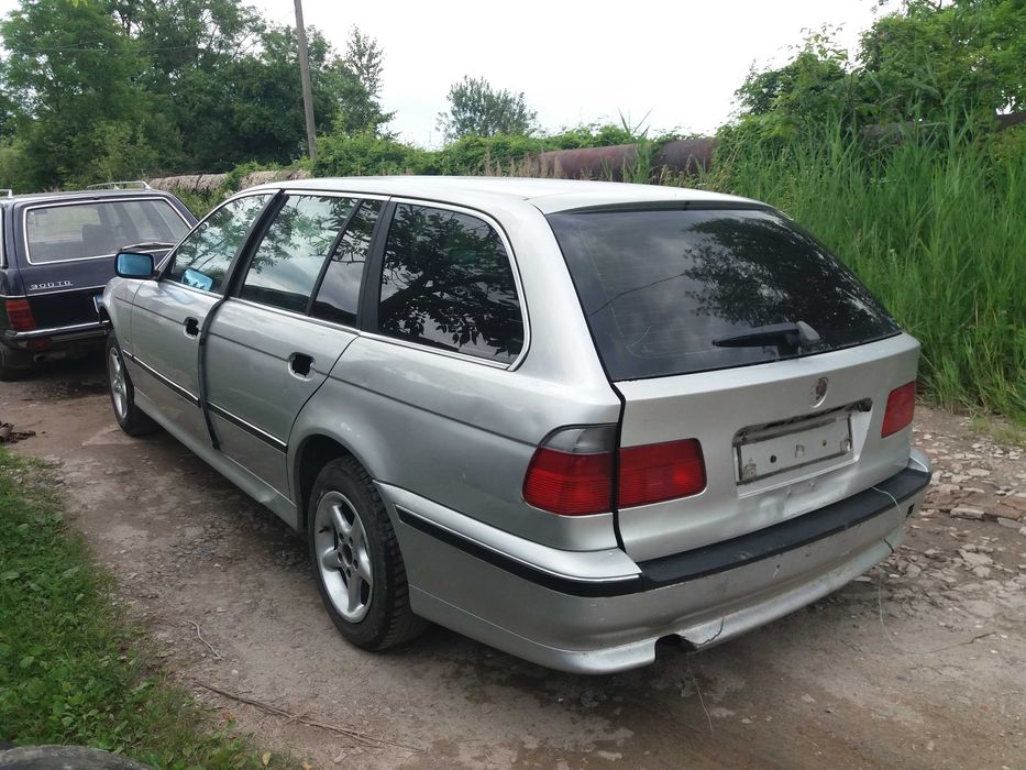 Дверка,  BMW E39 Touring, крило