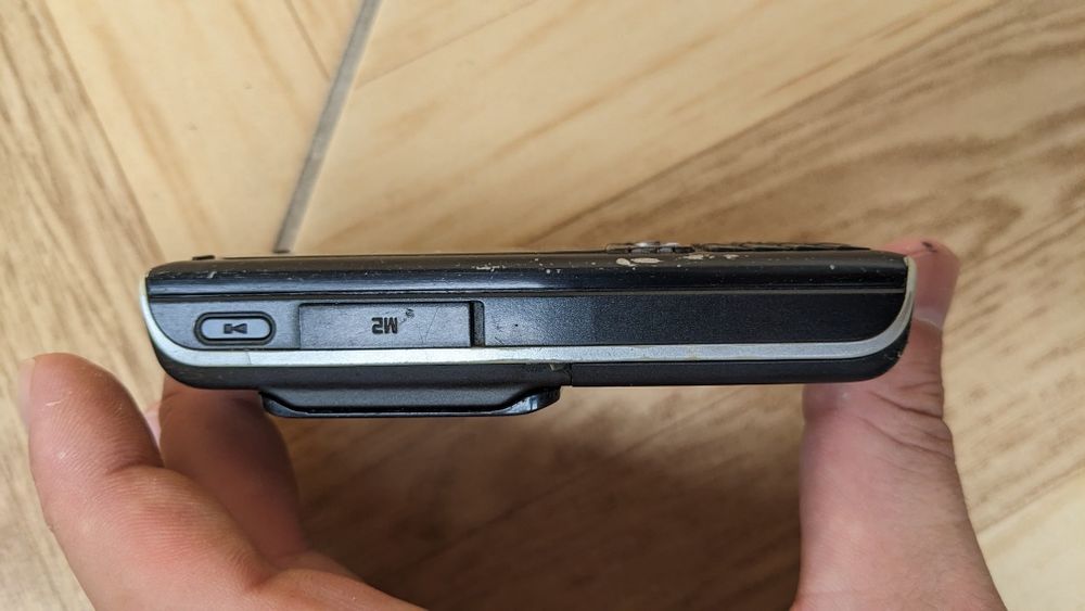 Sony Ericsson K800i UA-UCRF