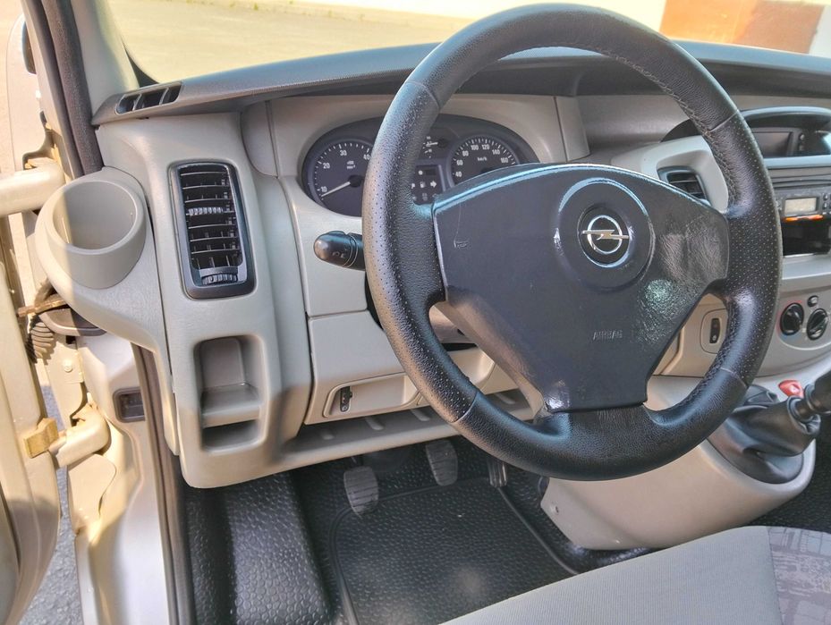 opel vivaro 6 lugares 1.9