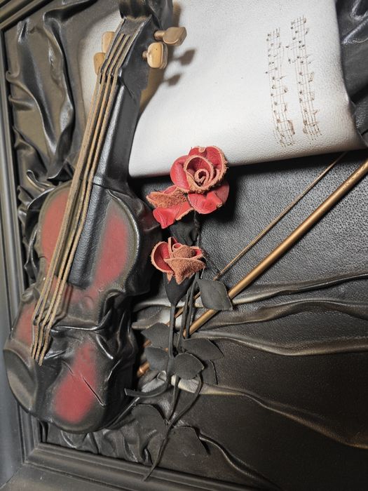 Obraz wykonany ze skóry