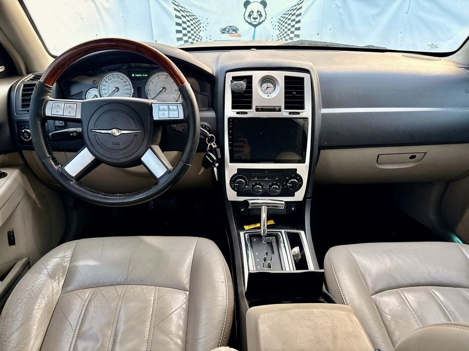 Chrysler 300C 5.7 ~ Automat ~ LPG ~ 2004 ~ Klima ~ Skóry ~ Alufelgi