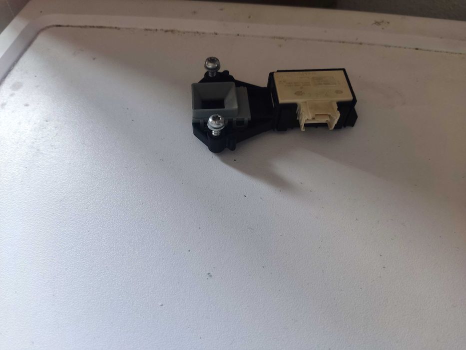 Peças para máquina lavar roupa Whirlpool AWOC7200 6Sense