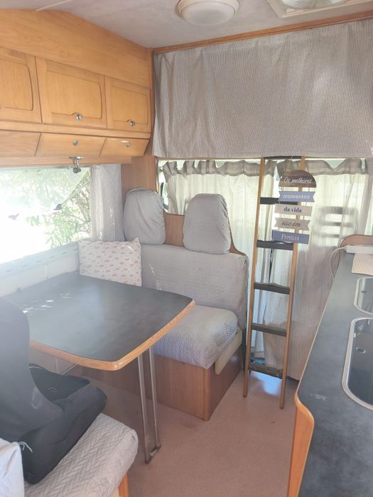 Alugo autocaravana 6 pessoas