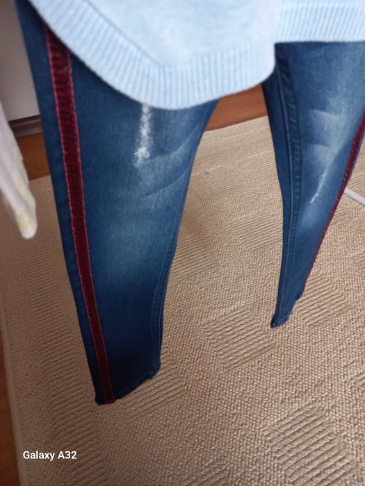 Zestaw dżinsy Cool club i sweterek 98