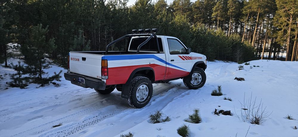 Nissan Pickup D21 4x4 3.0v6 klimatyzacja nie King Cab