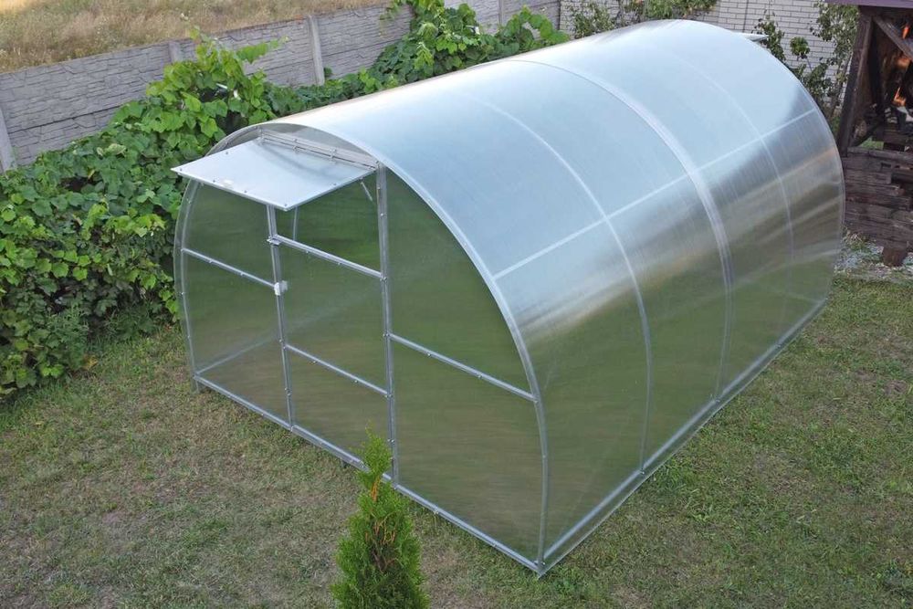 Плануєте зібрати гарний врожай?Замовляйте в нас теплиці полікарбонат!