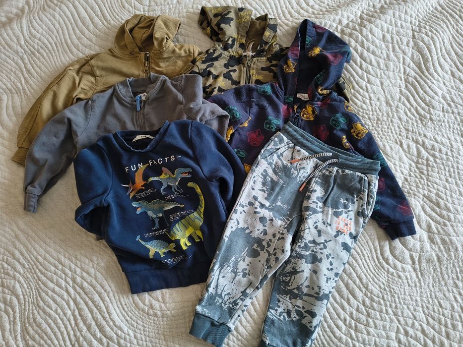 Zestaw 5 bluz i spodnie r.98