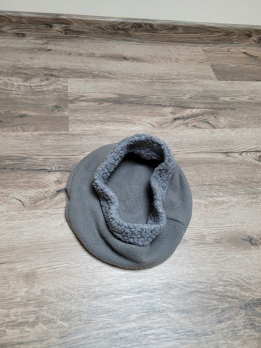 Polarowy beret szary