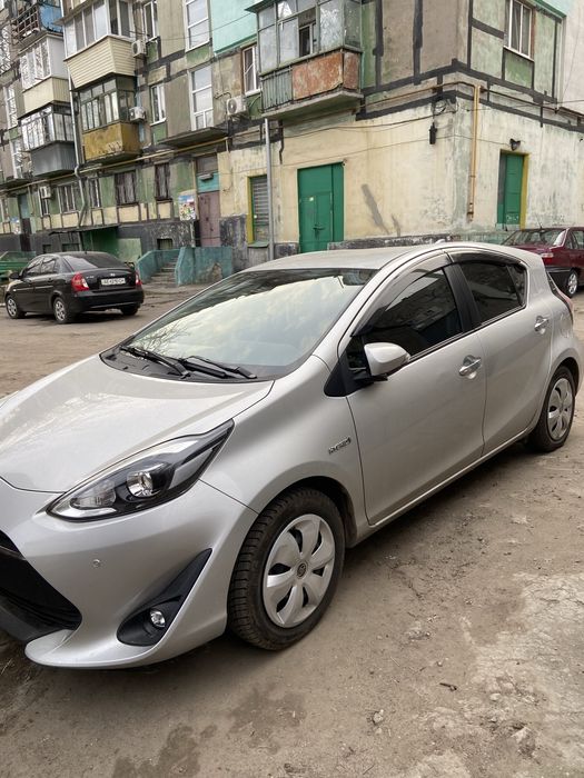 Продам Toyota AQUA