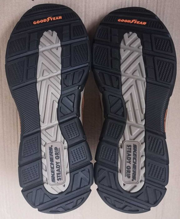 Сліпони Skechers кросівки, туфлі