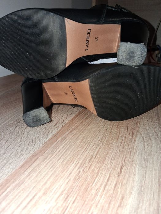 Botki czarne Lasocki