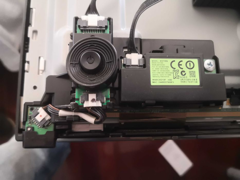 Peças usadas para TVs Samsung UE43J5500 etc.