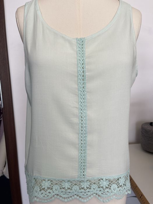 Letnie topy. Rozmiar s,m.
