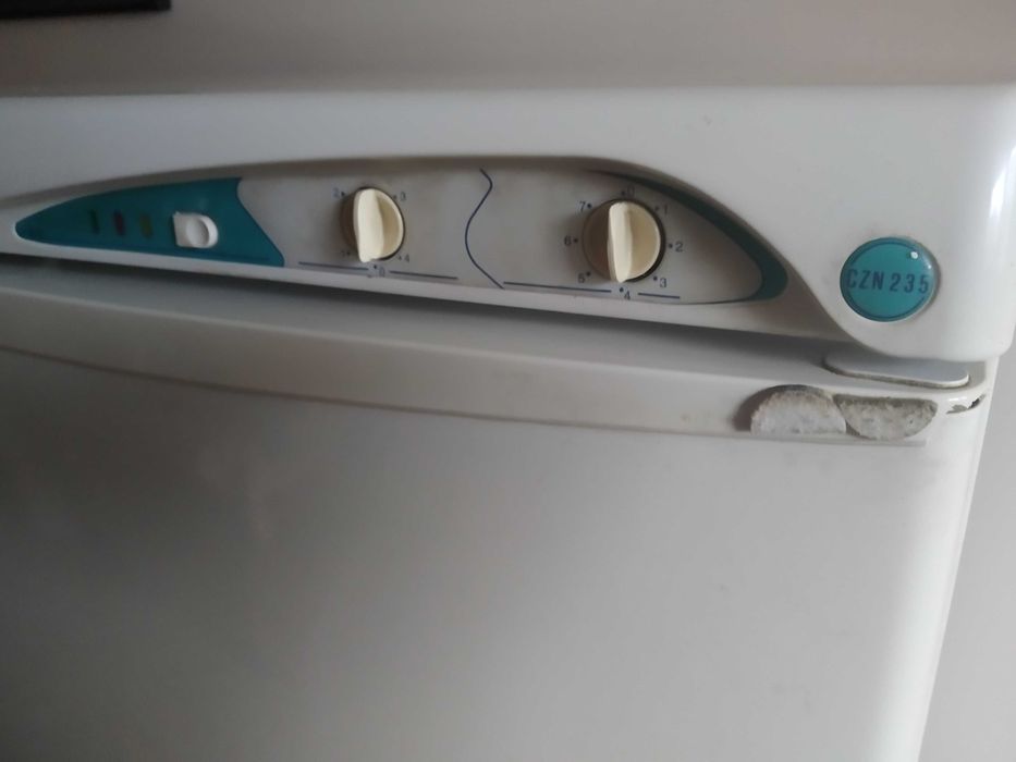 Półka do zamrażarki - chłodziarko zamrażarki CZN 235 firmy Polar.