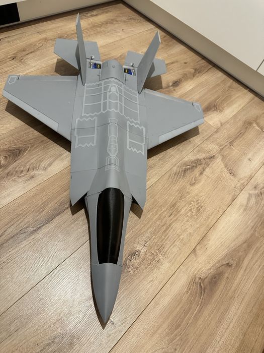 Sprzedam model F35 Rc