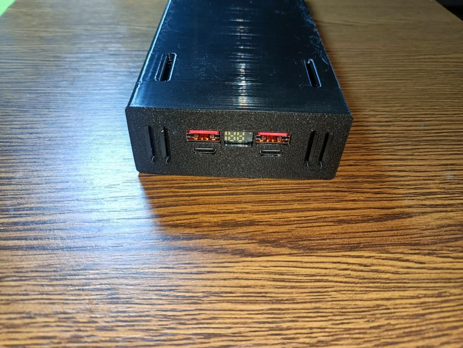 Повербанк 100ват, на збірці 6S1P