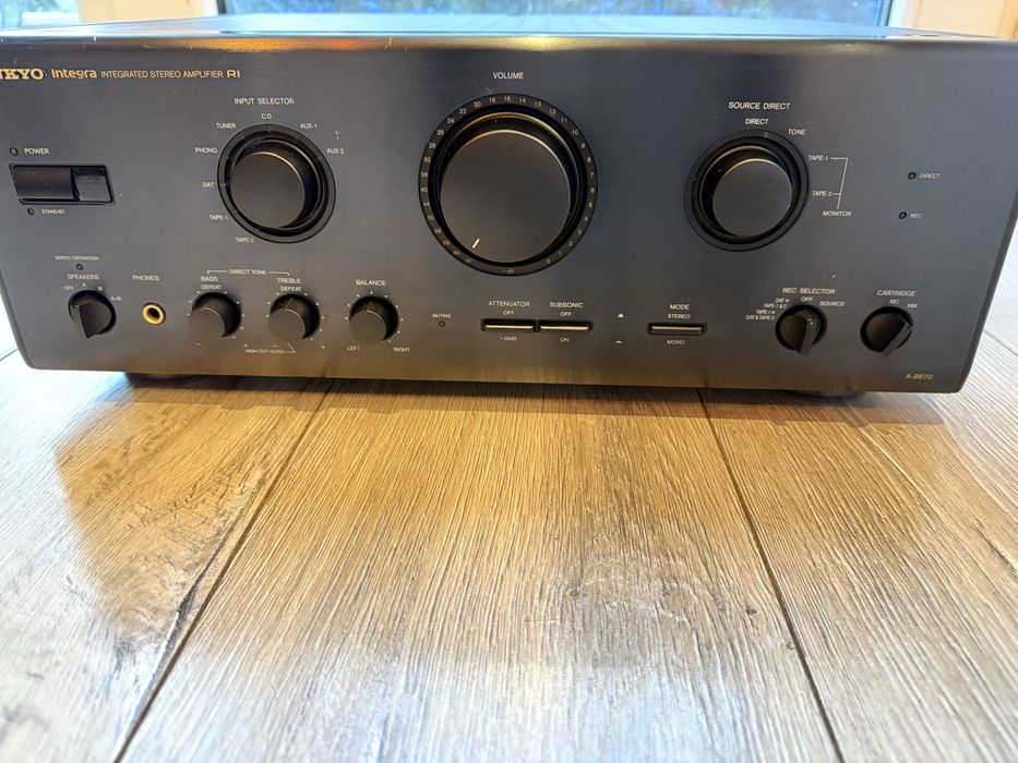 Onkyo Integra A 8870