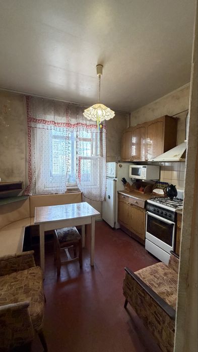 Apartment in Kyiv, 10-y mikrorayon Bilychiv, Bilychi - More