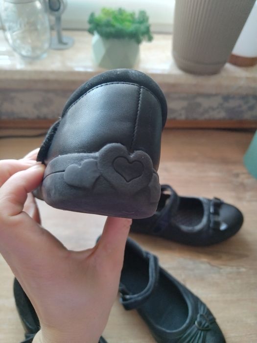 Продам взутя для дівчинки