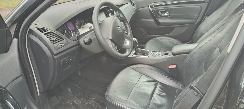 Renault Laguna 3*2.0 150KM*xenon*skóra*Hak*GPS