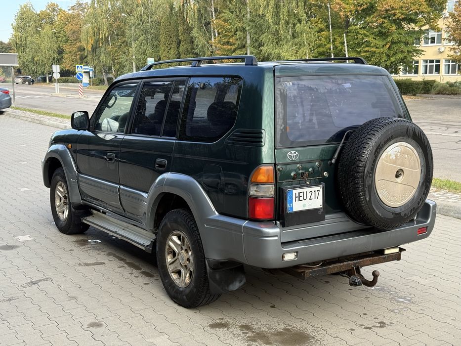 Продам Toyota Land Cruiser Prado 90