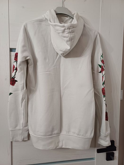 Bluza  biała  z  kapturem cropp r xs