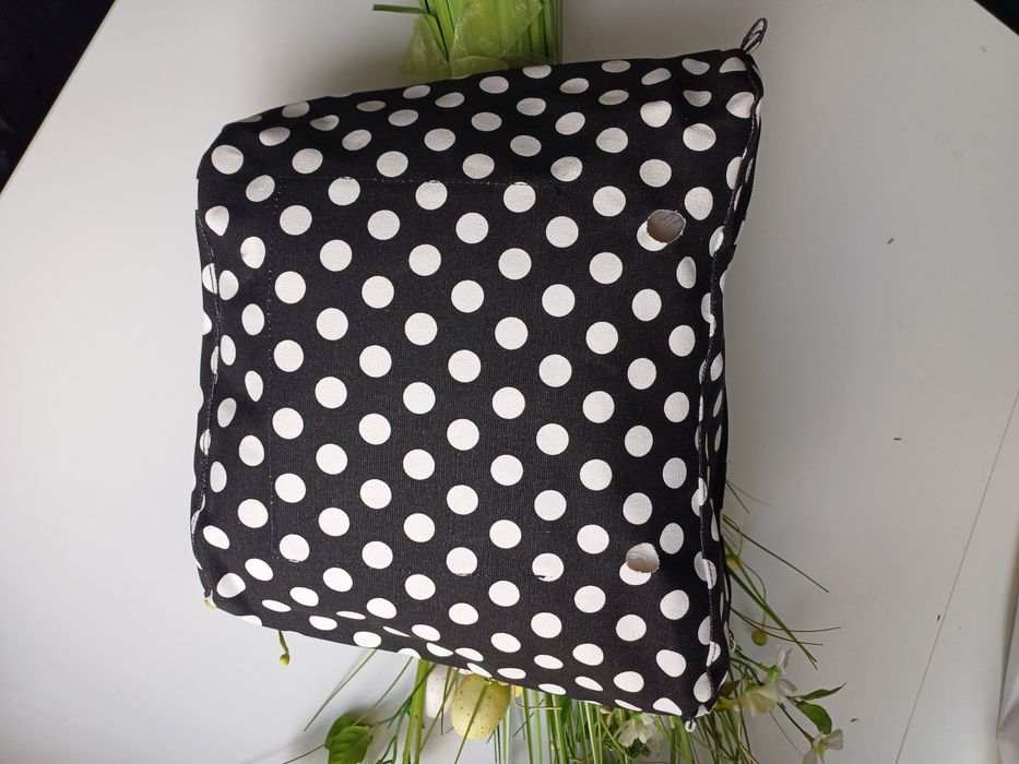 Czarny organizer w białe kropki do torebki O Bag Standard