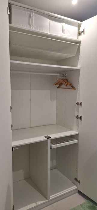 Korpus szafy Pax + wyposażenie