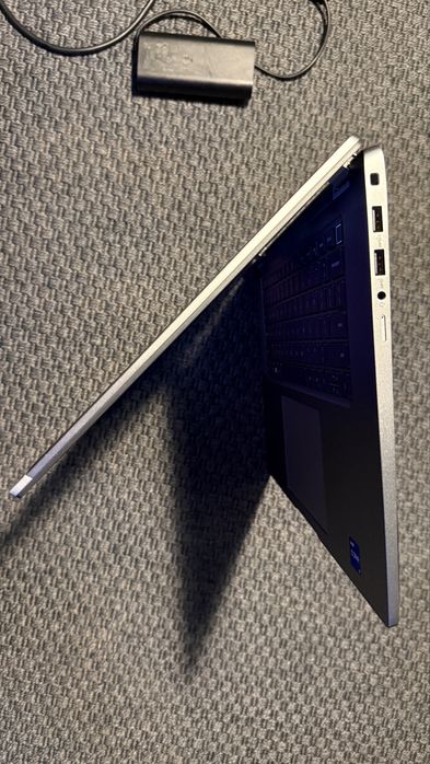 Dell Latitude 7640 | i7-1365U | 32 GB RAM | 1 TB SSD