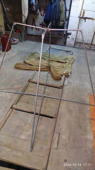 Зимняя палатка для рыбалки