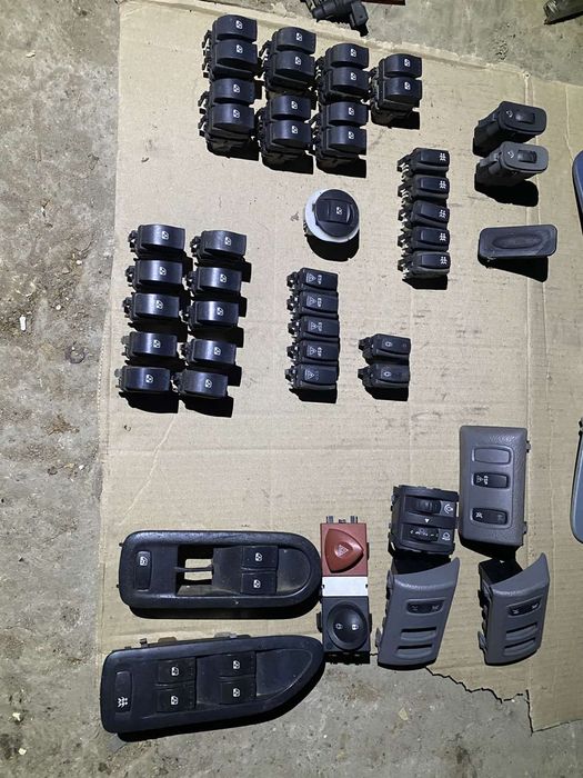 Кнопки Рено лагуна, Меган2