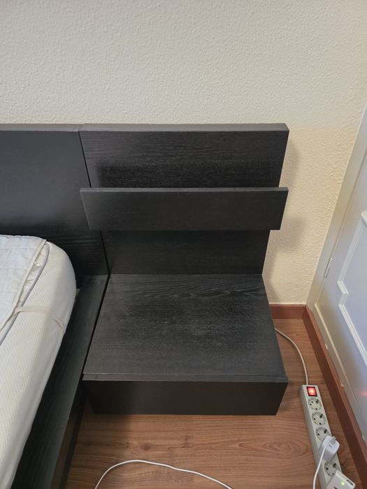 Conjunto Cama Malm Ikea com 2 cabeceiras